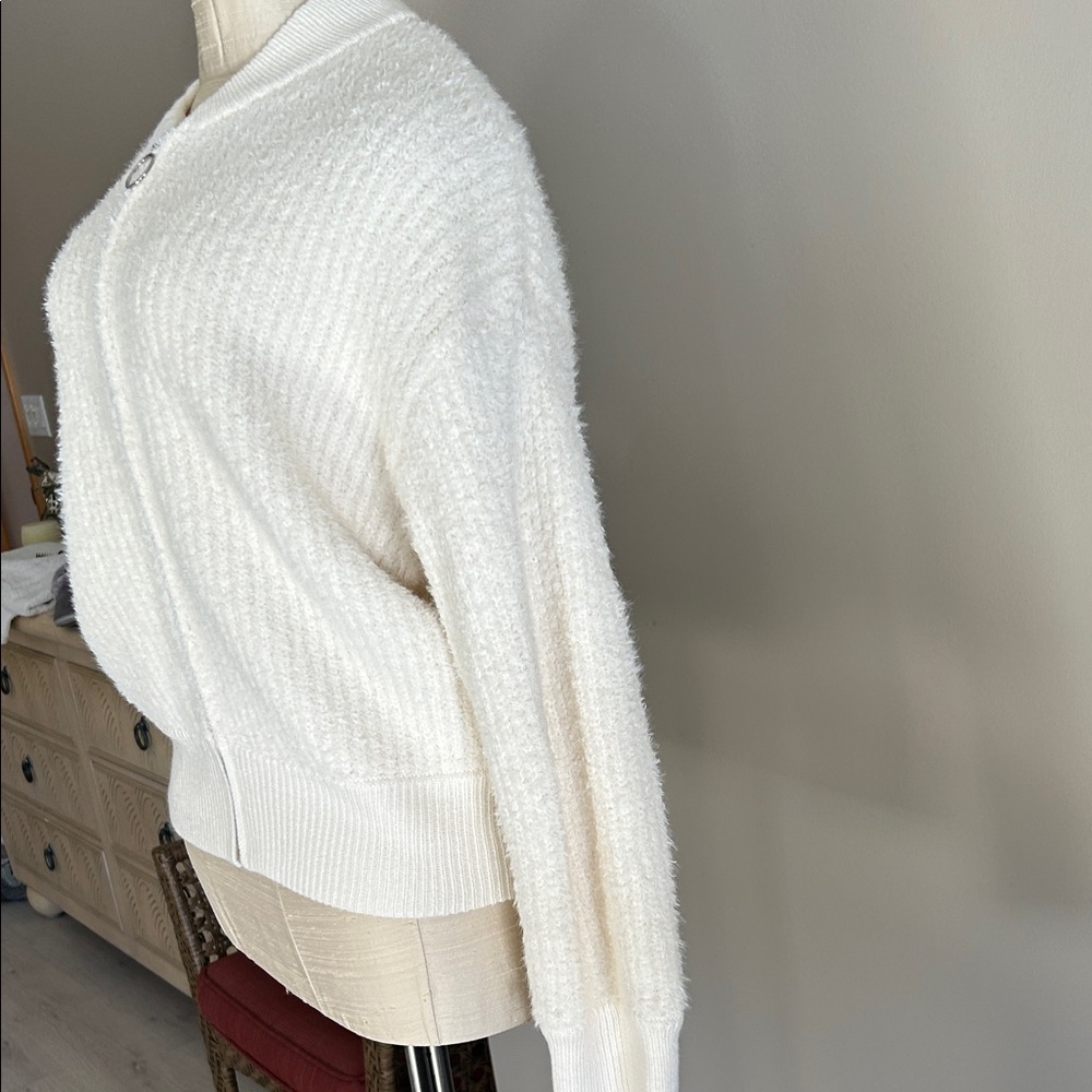 Pink Rose Cream Textured Zip-Up Cardigan - Picture 2 of 8
